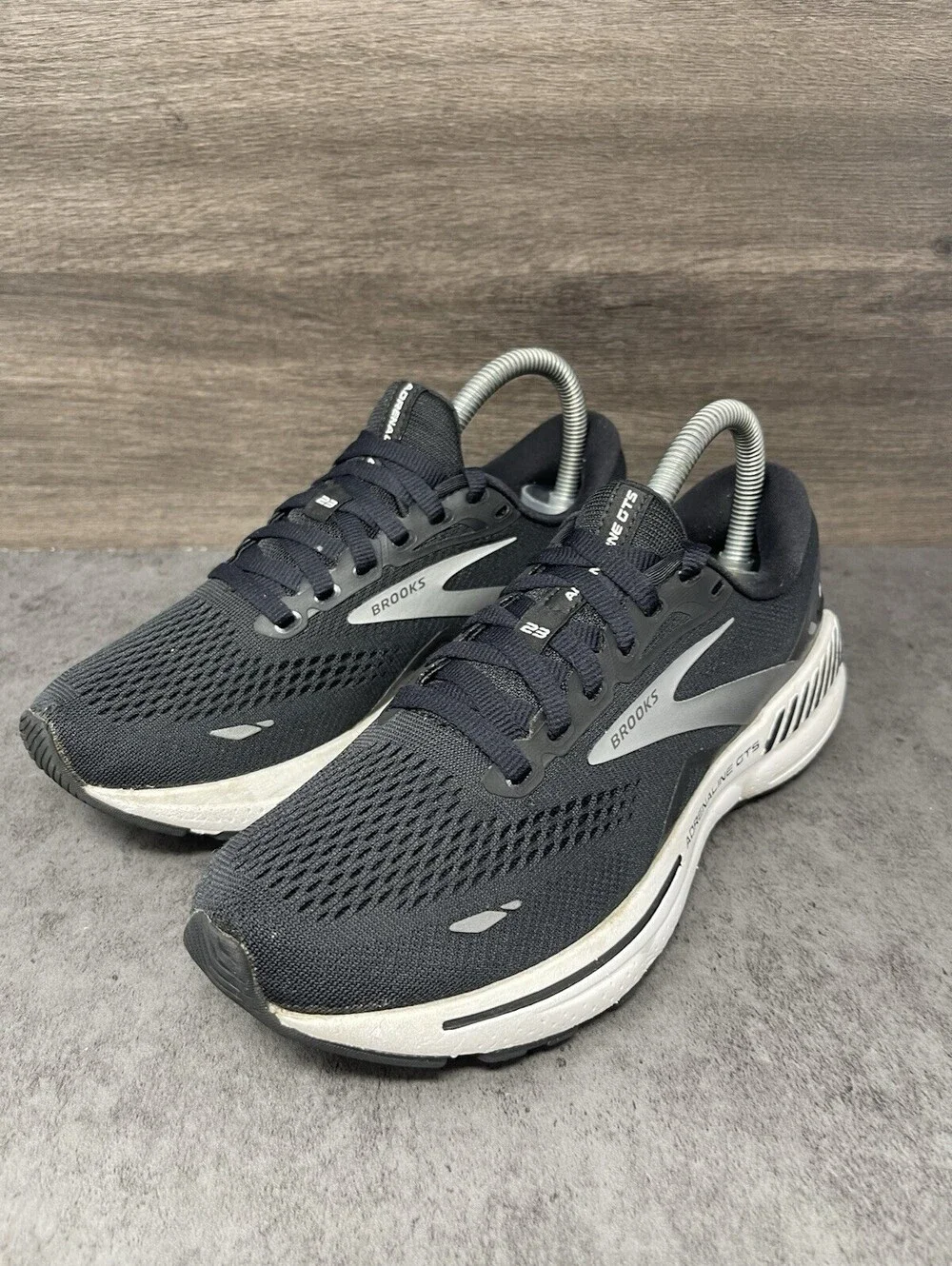 Brooks Adrenaline GTS 23 Black White Silver Size 6.5 Womens Running Shoes